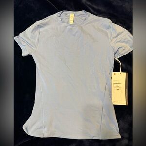 Lululemon ultra soft Wundermost crewneck short sleeve baby blue color